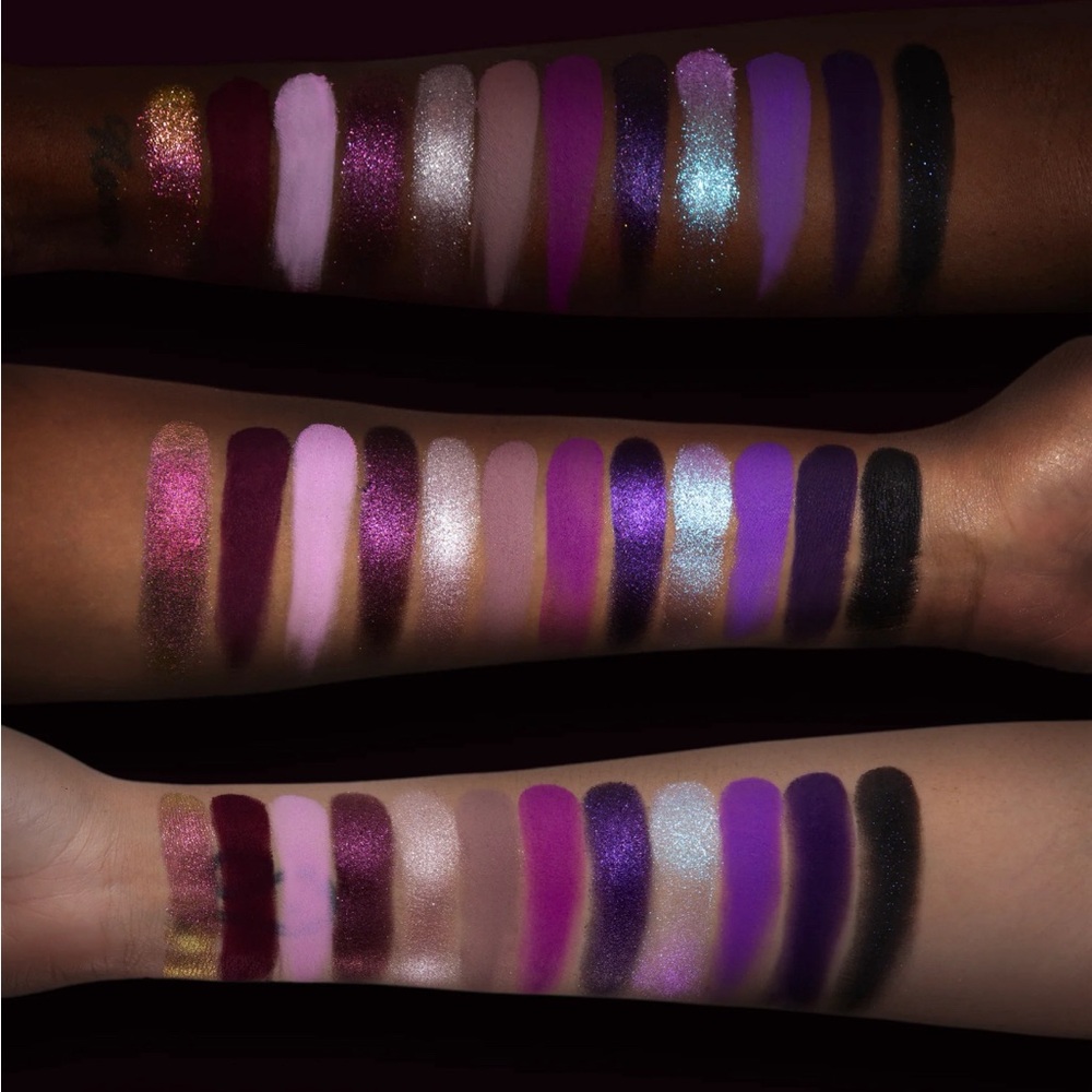 *NEW* Cosmic Brushes Gothic Palette / Glam Eyeshadow Purple Palette - NIB - Picture 8 of 10